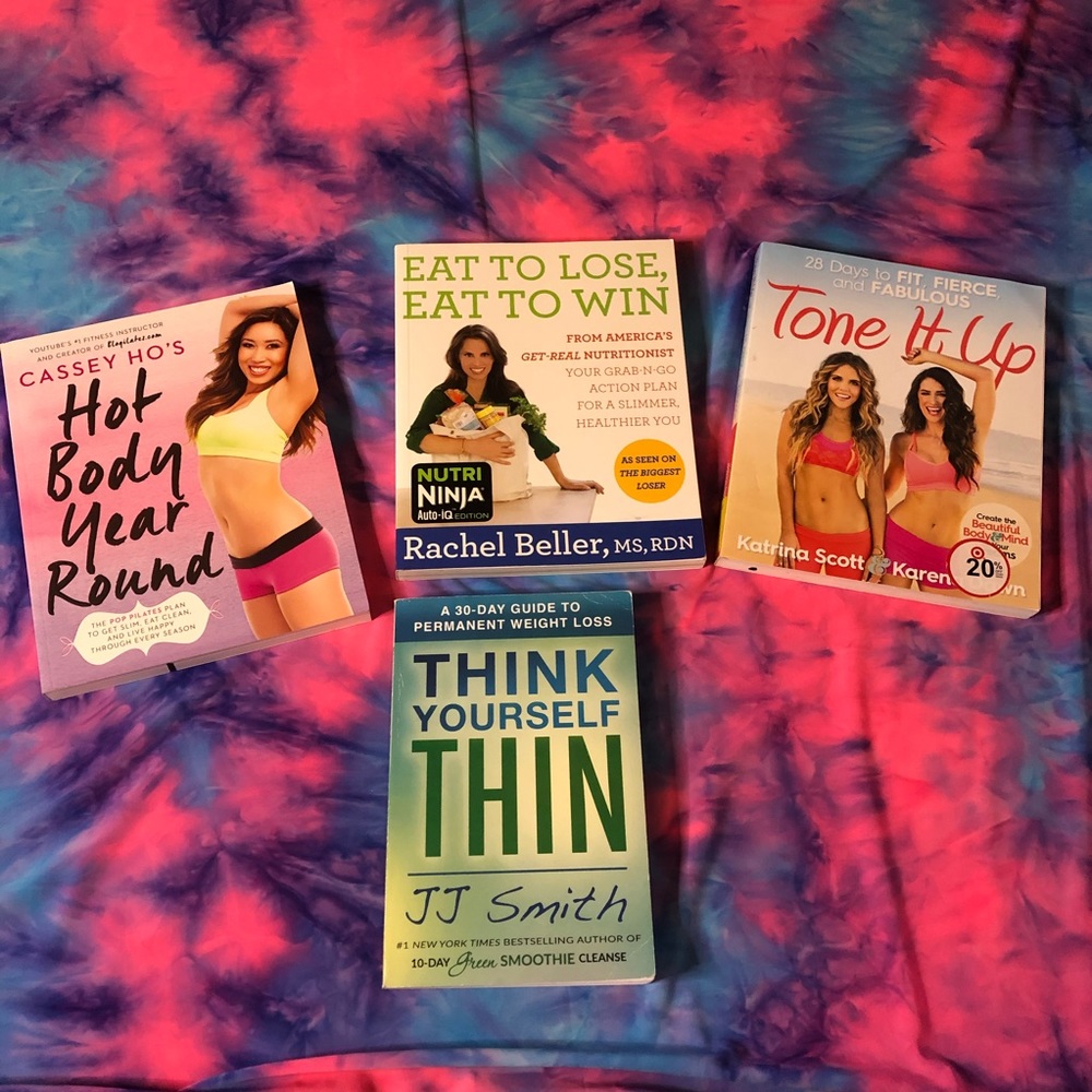 🦋Set of 4 books health/fitness related